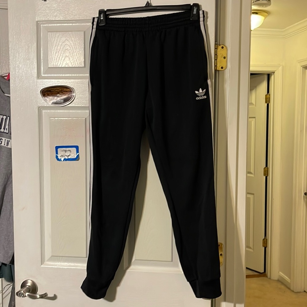 Mens L Black Adidas joggers